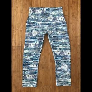 Lululemon High-Rise Wunder Under (Size 8)
